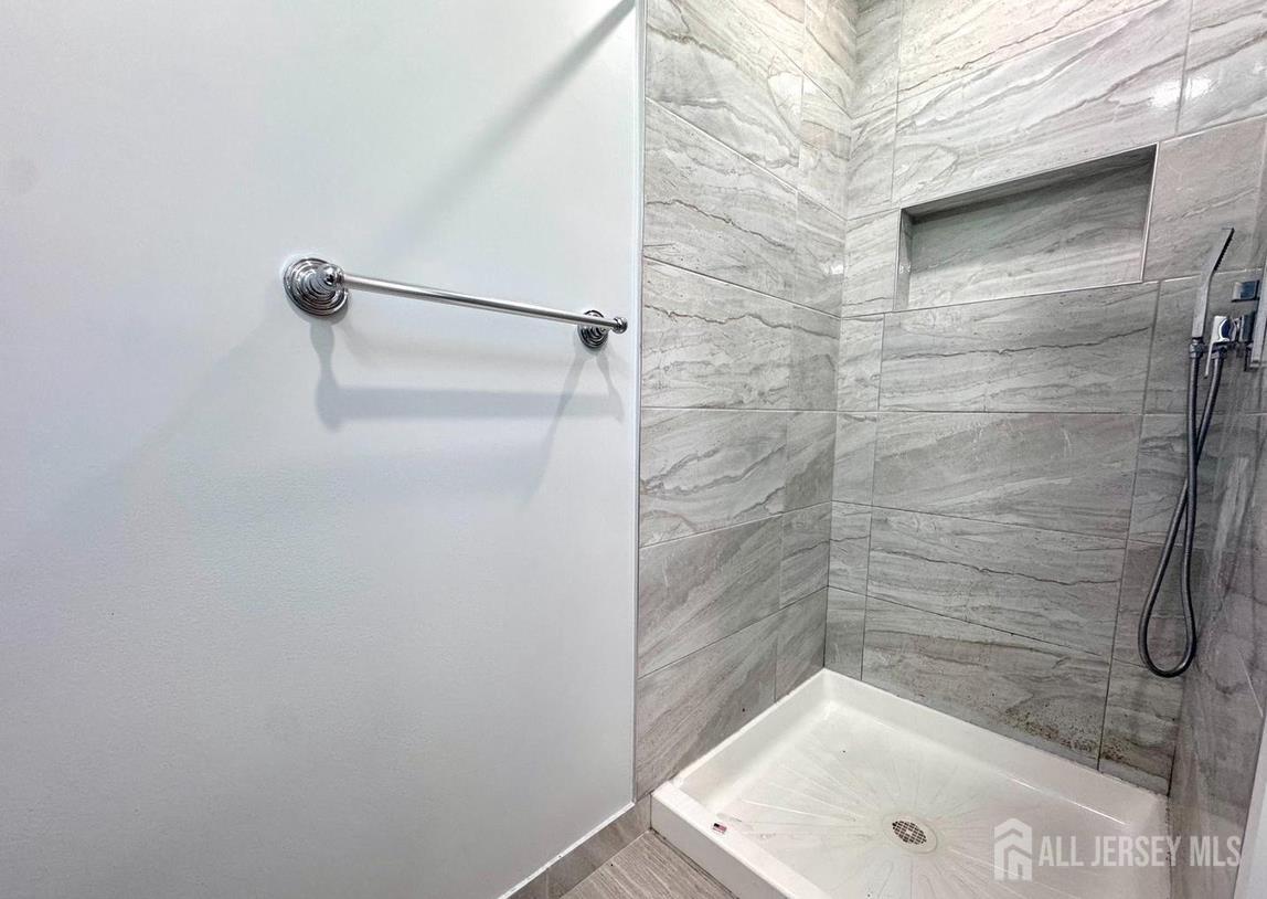 29 Farnham Square, Parlin, NJ, 08859 image 14