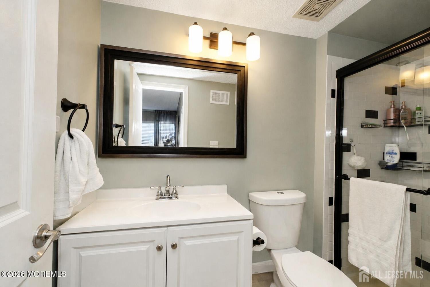 56 Farnham Square, Parlin, NJ, 08859 image 14