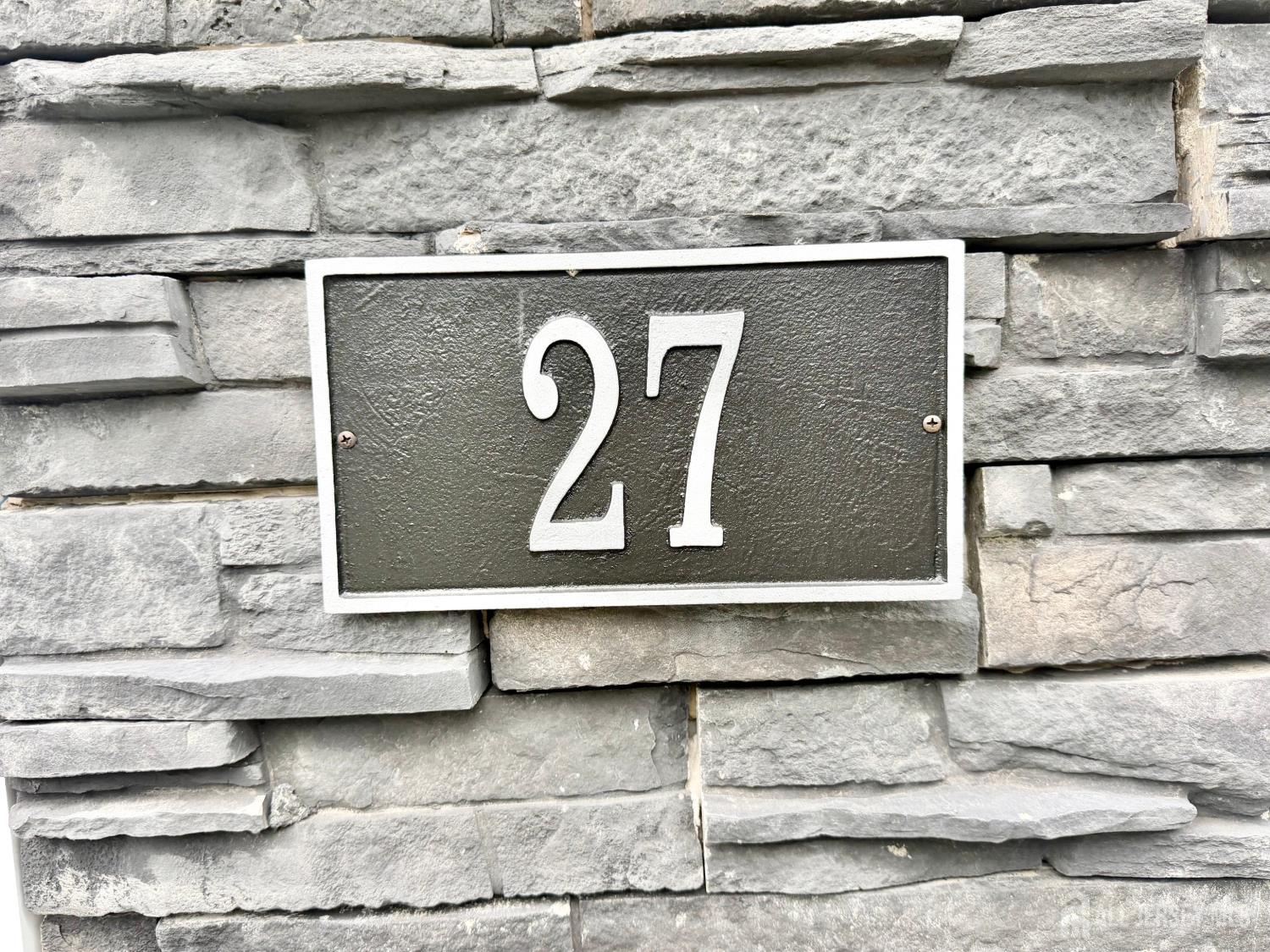 27 Brookside Road Image 4