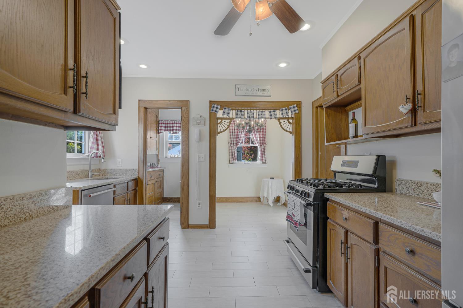 206 Walnut Street, Middlesex, NJ, 08846 image 13