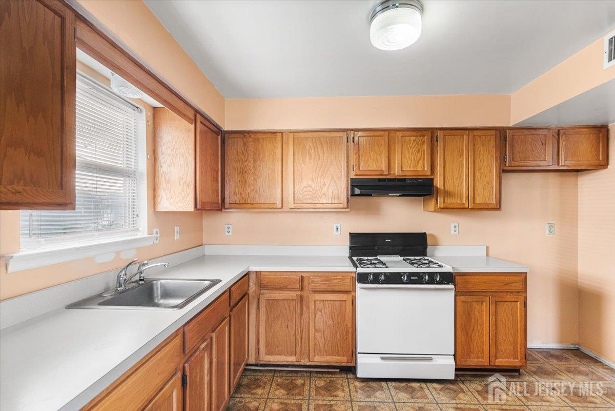32 Mckinley Avenue, Carteret, NJ, 07008 image 12