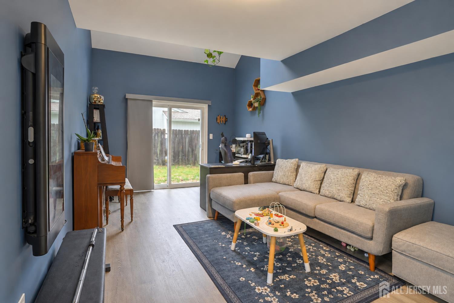 48 Birch Run Drive, Piscataway, NJ, 08854 image 11