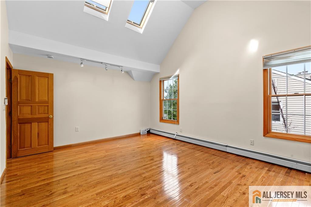 65 Livingston Avenue, Kearny, NJ, 07032 image 20