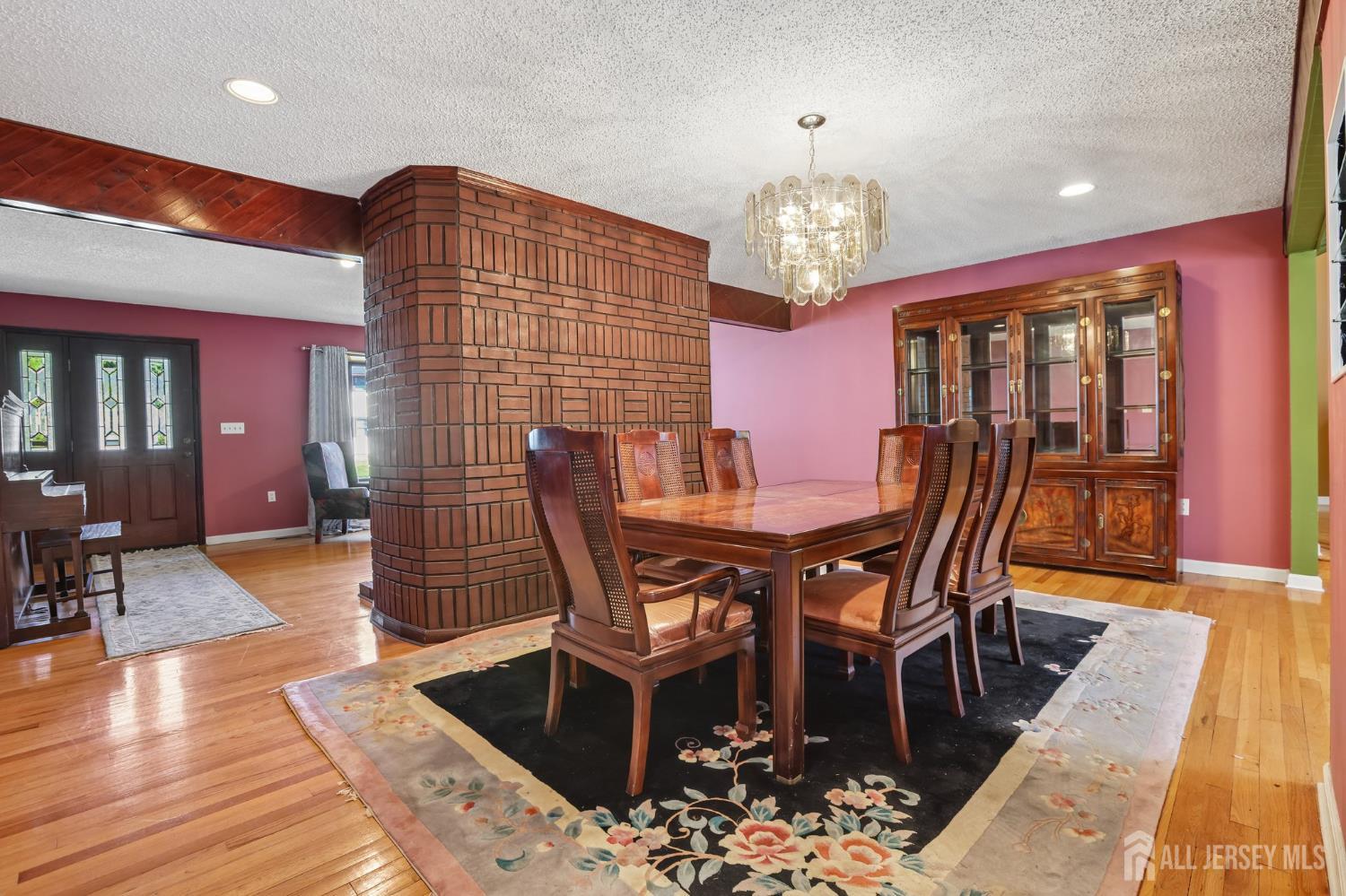 97 Amherst Avenue, Colonia, NJ, 07067 image 27