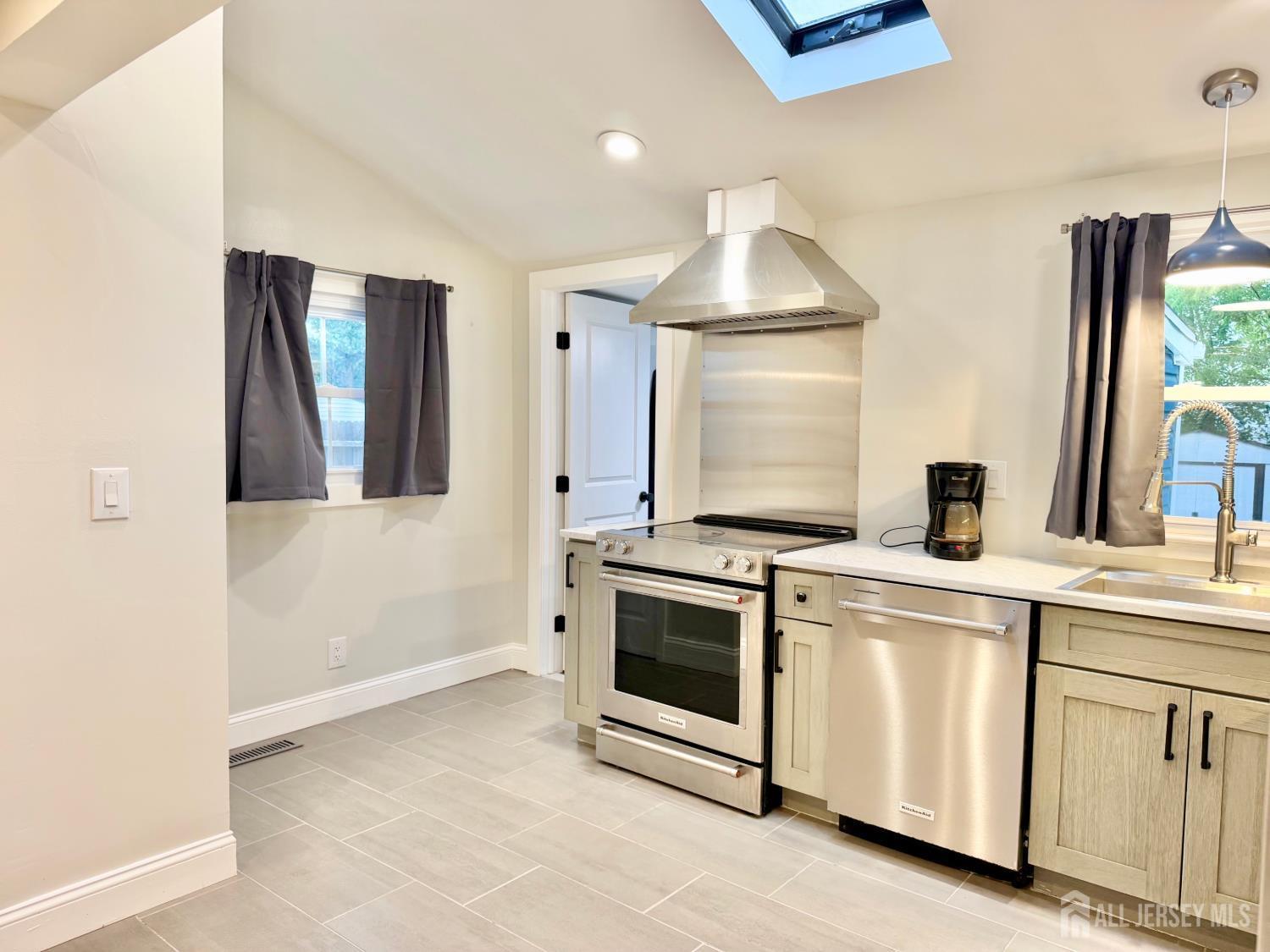 27 Brookside Road, Spotswood, NJ, 08884 image 36