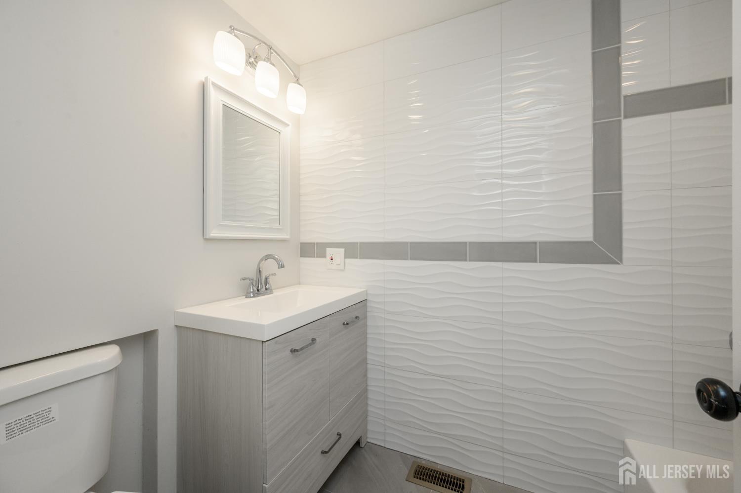 596 Keefe Road, Lawrence, NJ, 08648 image 28
