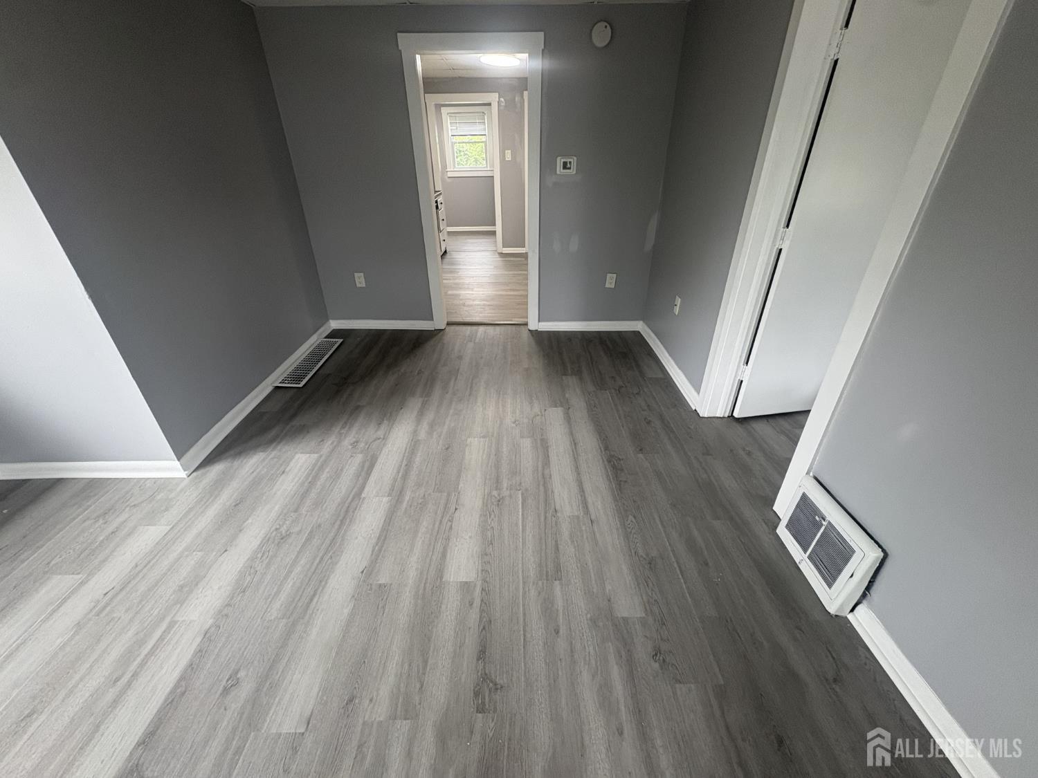 16 Lanning Street Image 3