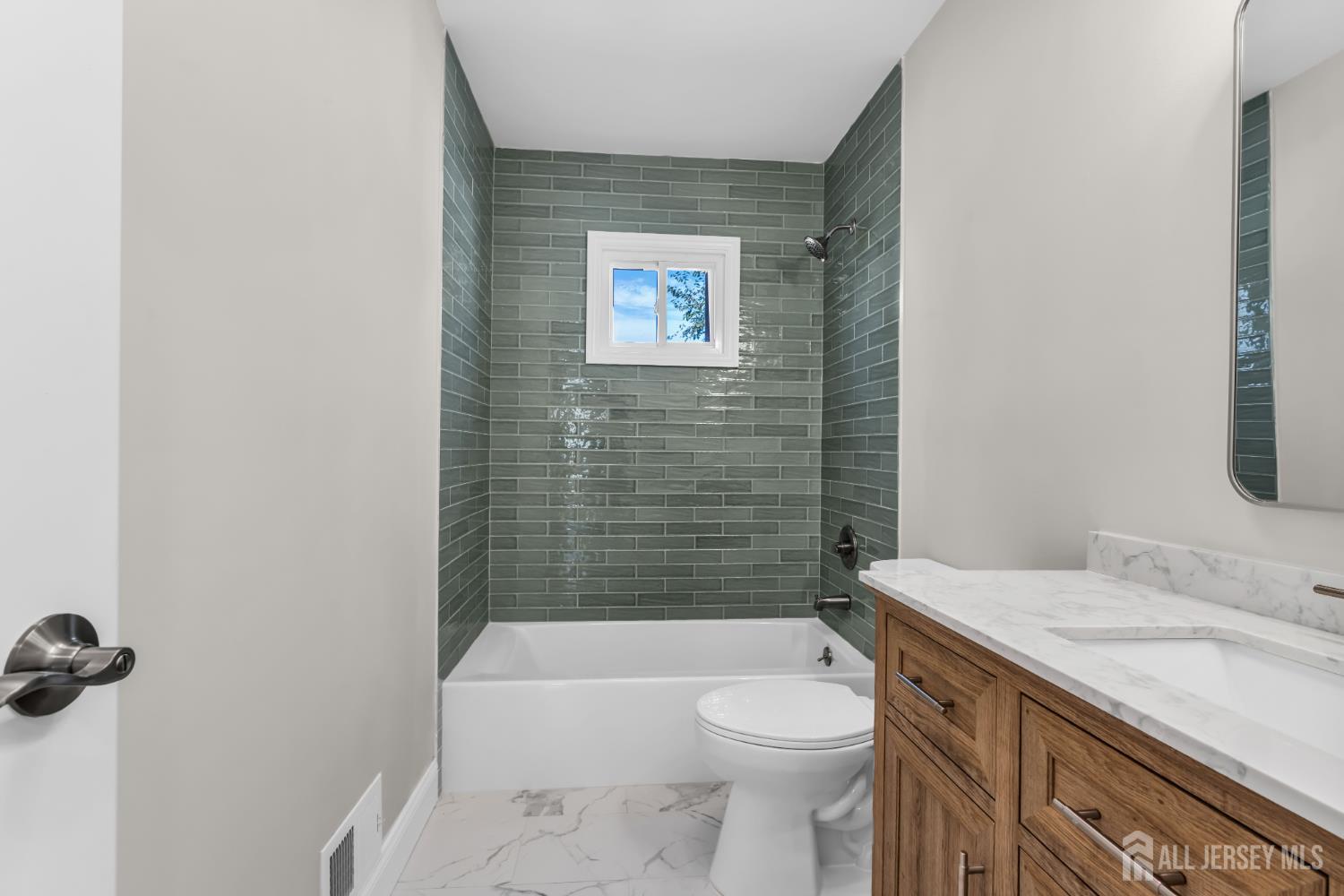 168 Milton Avenue, Aberdeen, NJ, 07721 image 19