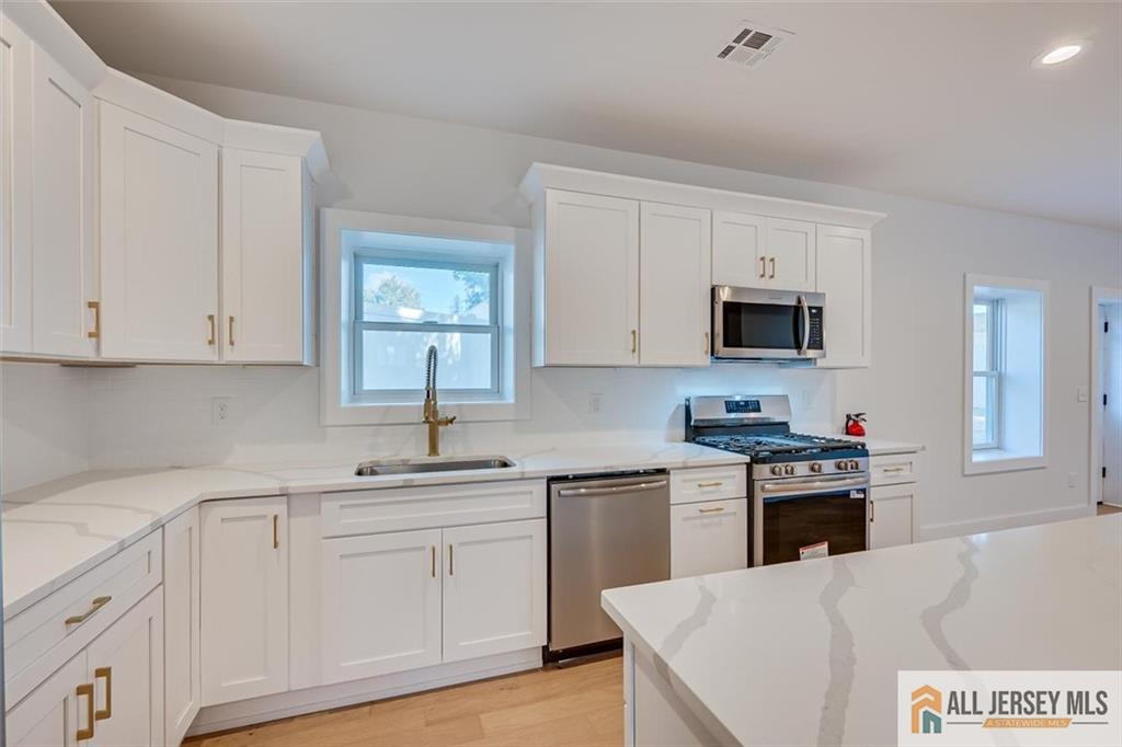 130 Garden Terrace, Edison, NJ, 08817 image 14