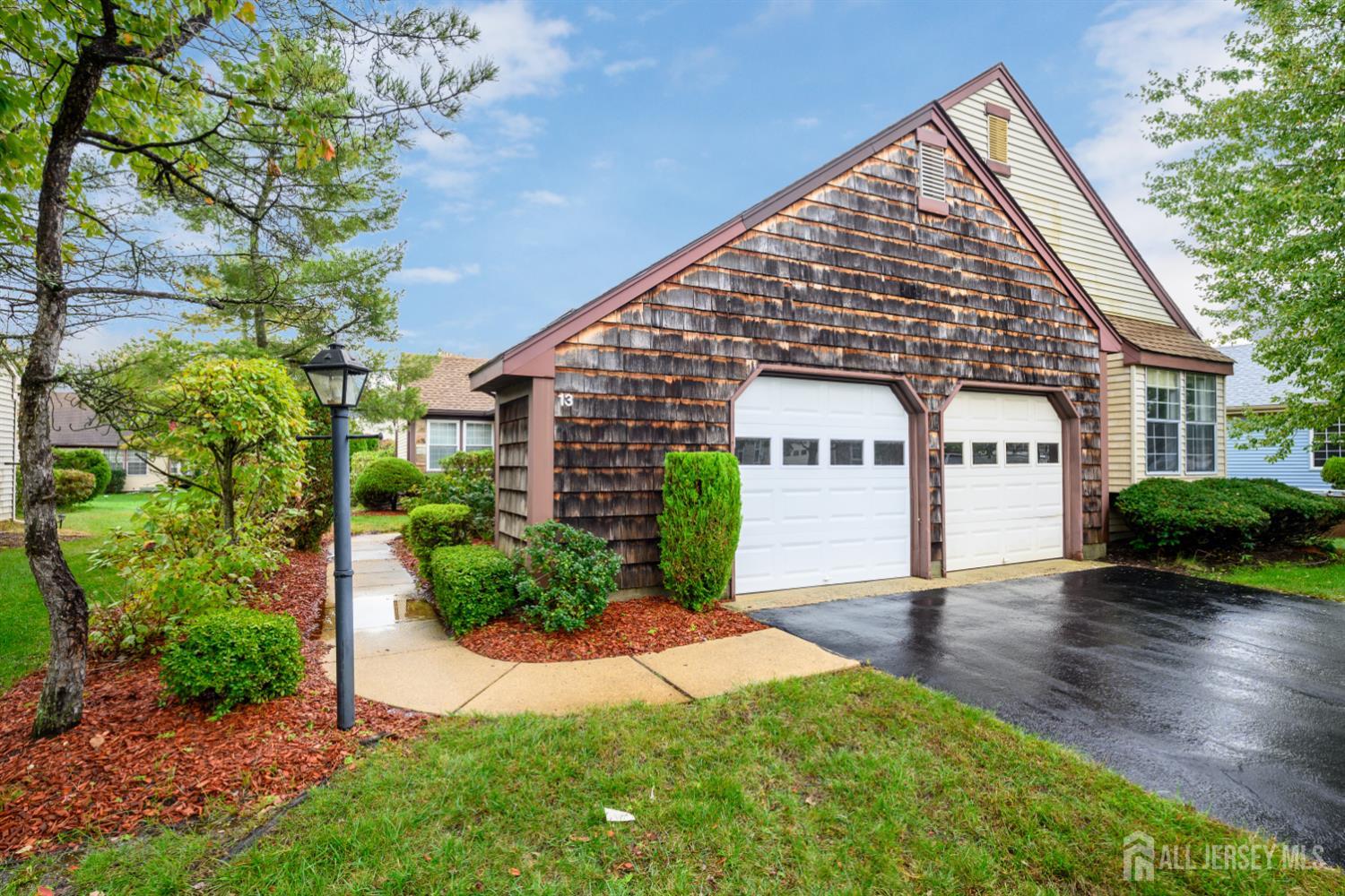 13 Benjamin Franklin Drive Image 2