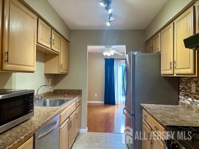 7 Heritage Square, Sayreville, NJ, 08872 image 9