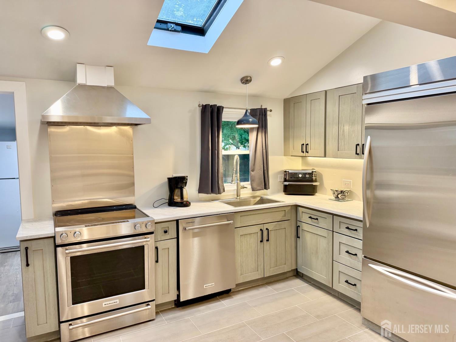 27 Brookside Road, Spotswood, NJ, 08884 image 35