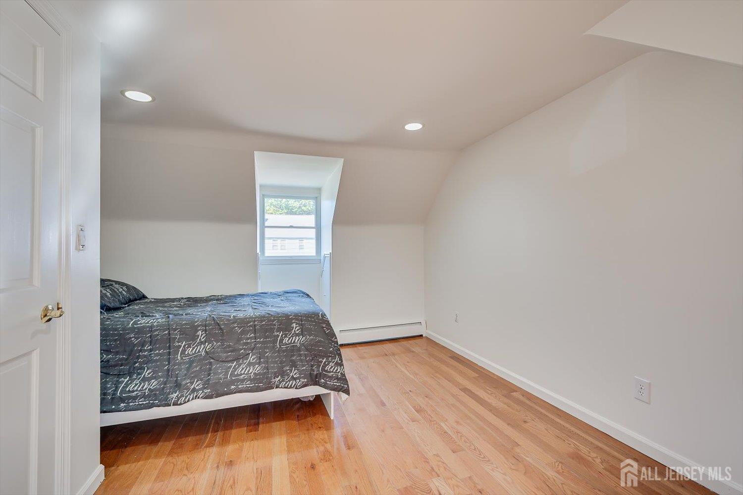 1071 Lorraine Avenue, Union Twp, NJ, 07083 image 43