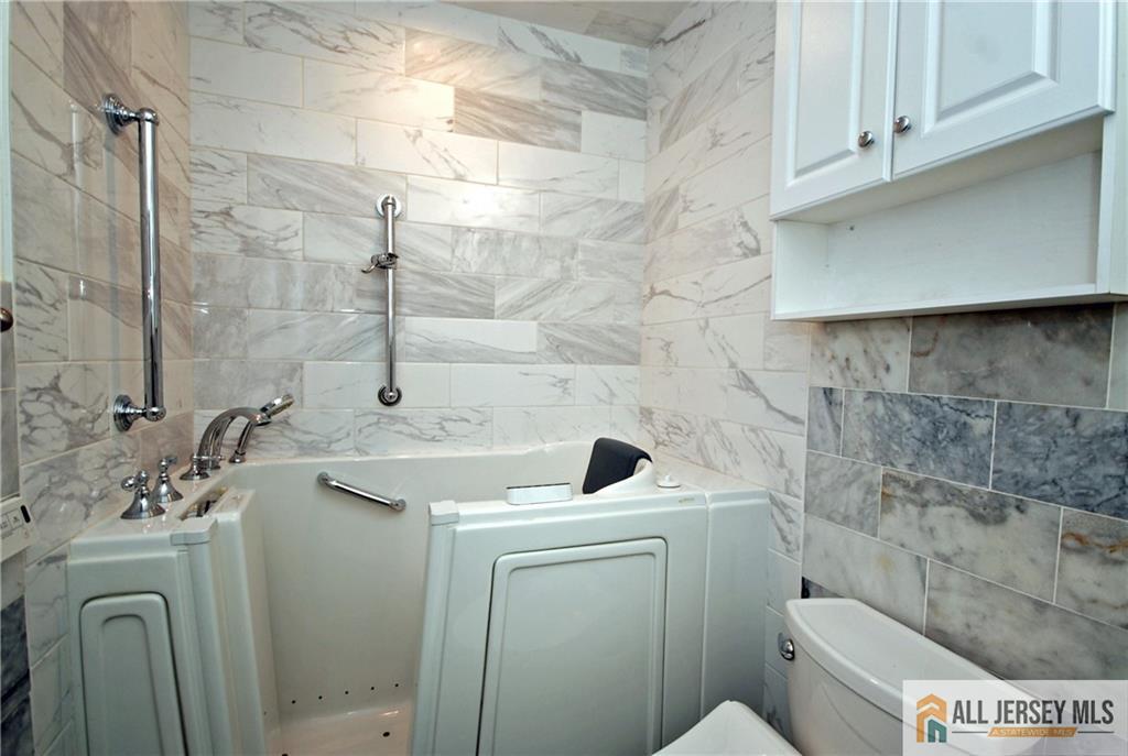 745 Marlton Road B, Monroe, NJ, 08831 image 31