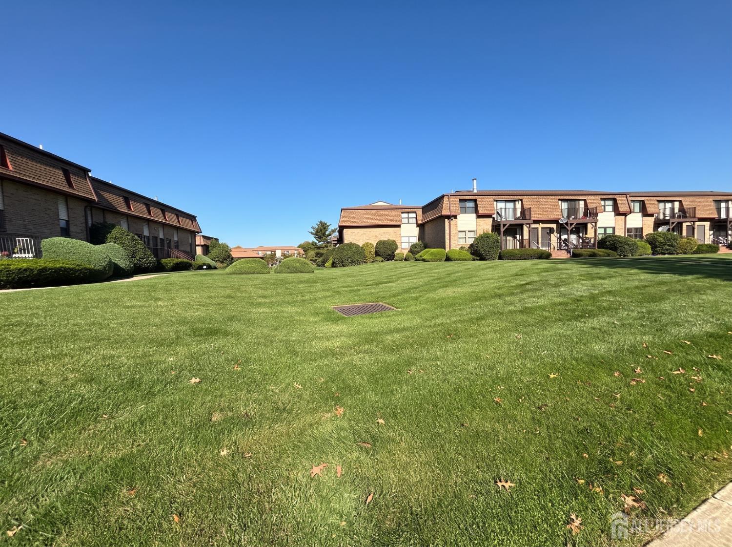 1315 N Oaks Boulevard, North Brunswick, NJ, 08902 image 12