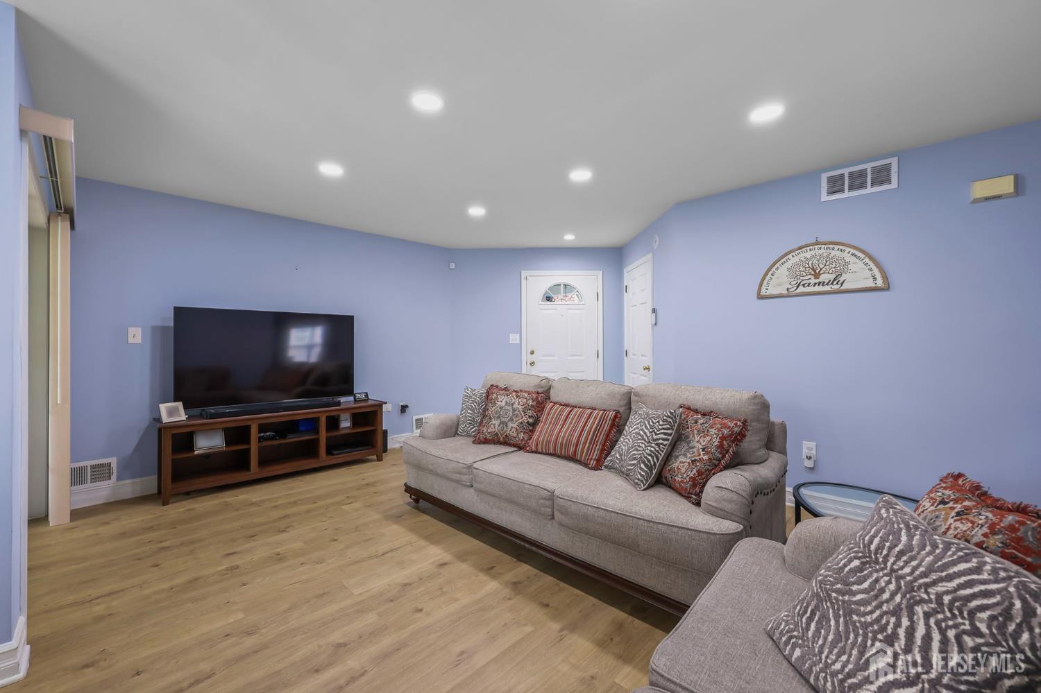 2202 Timber Ridge Court, Parlin, NJ, 08859 image 11