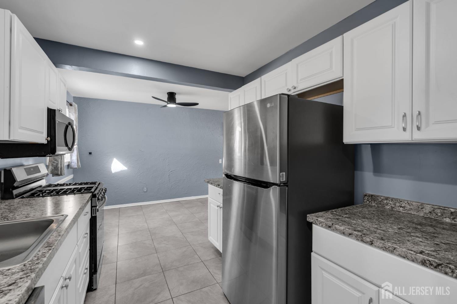 110 W Warren St, Woodbridge T Street, Iselin, NJ, 08830 image 10