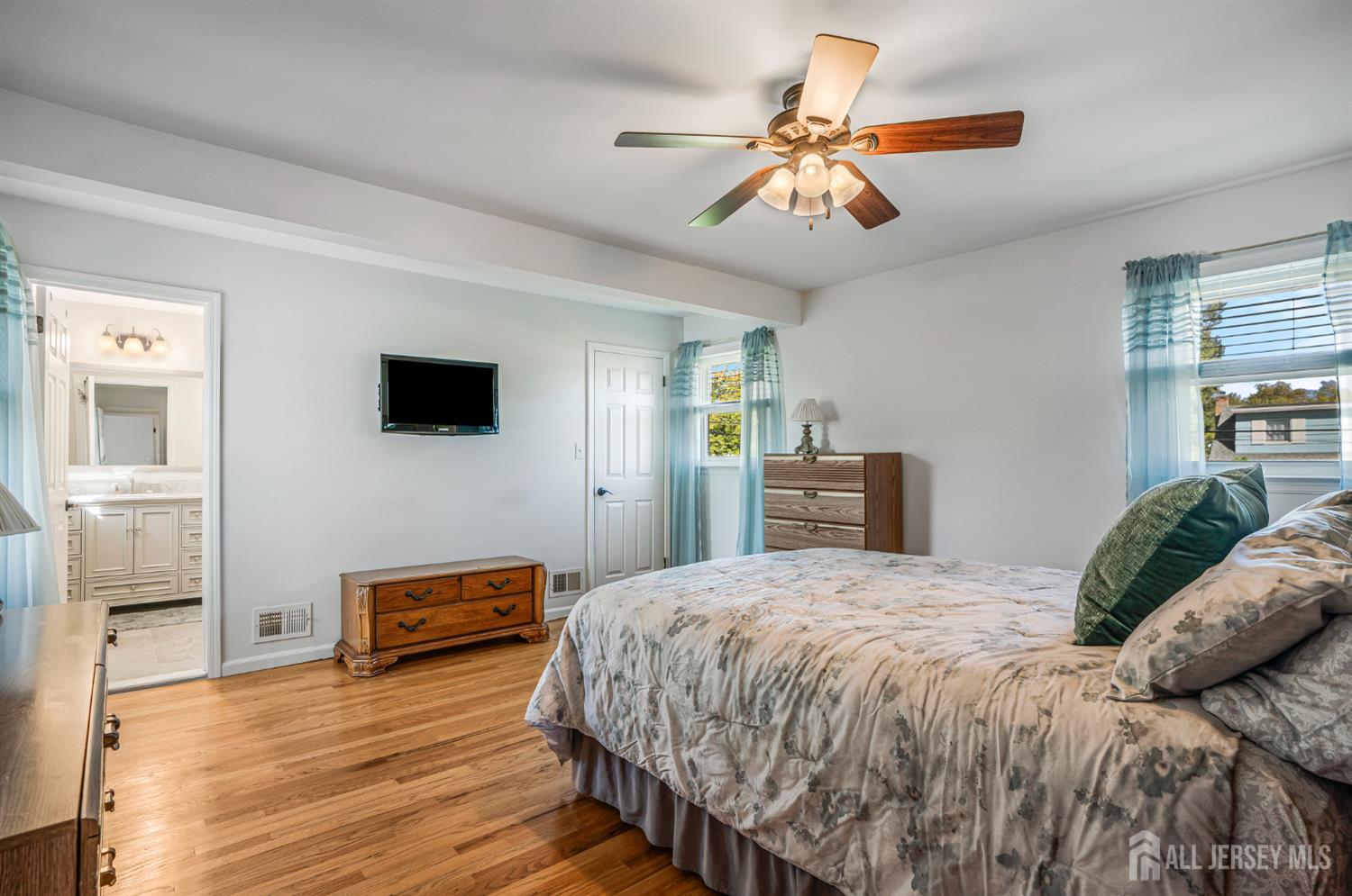22 Dogwood Drive, Middlesex, NJ, 08846 image 15