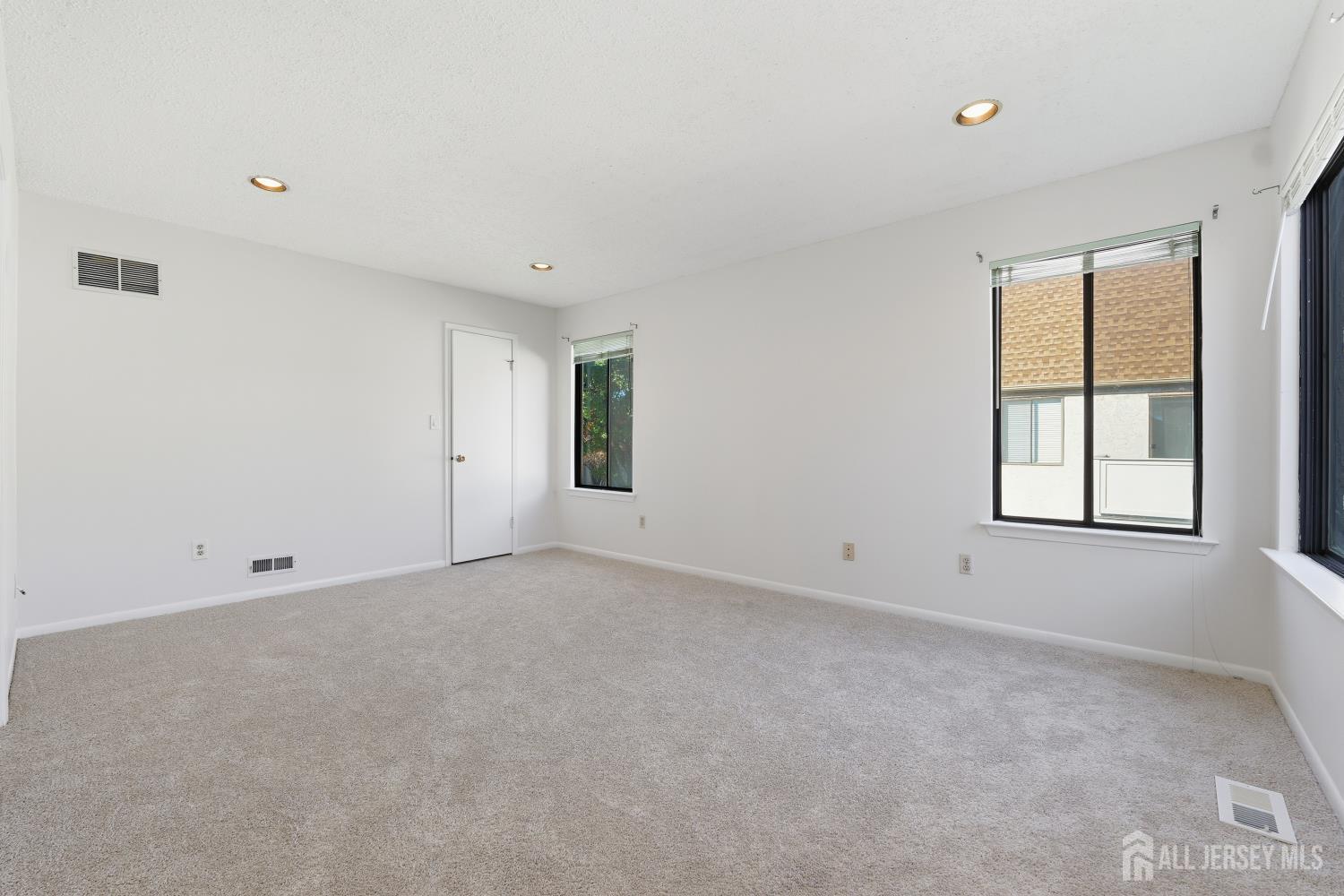 17 Park Gate Drive, Edison, NJ, 08820 image 25