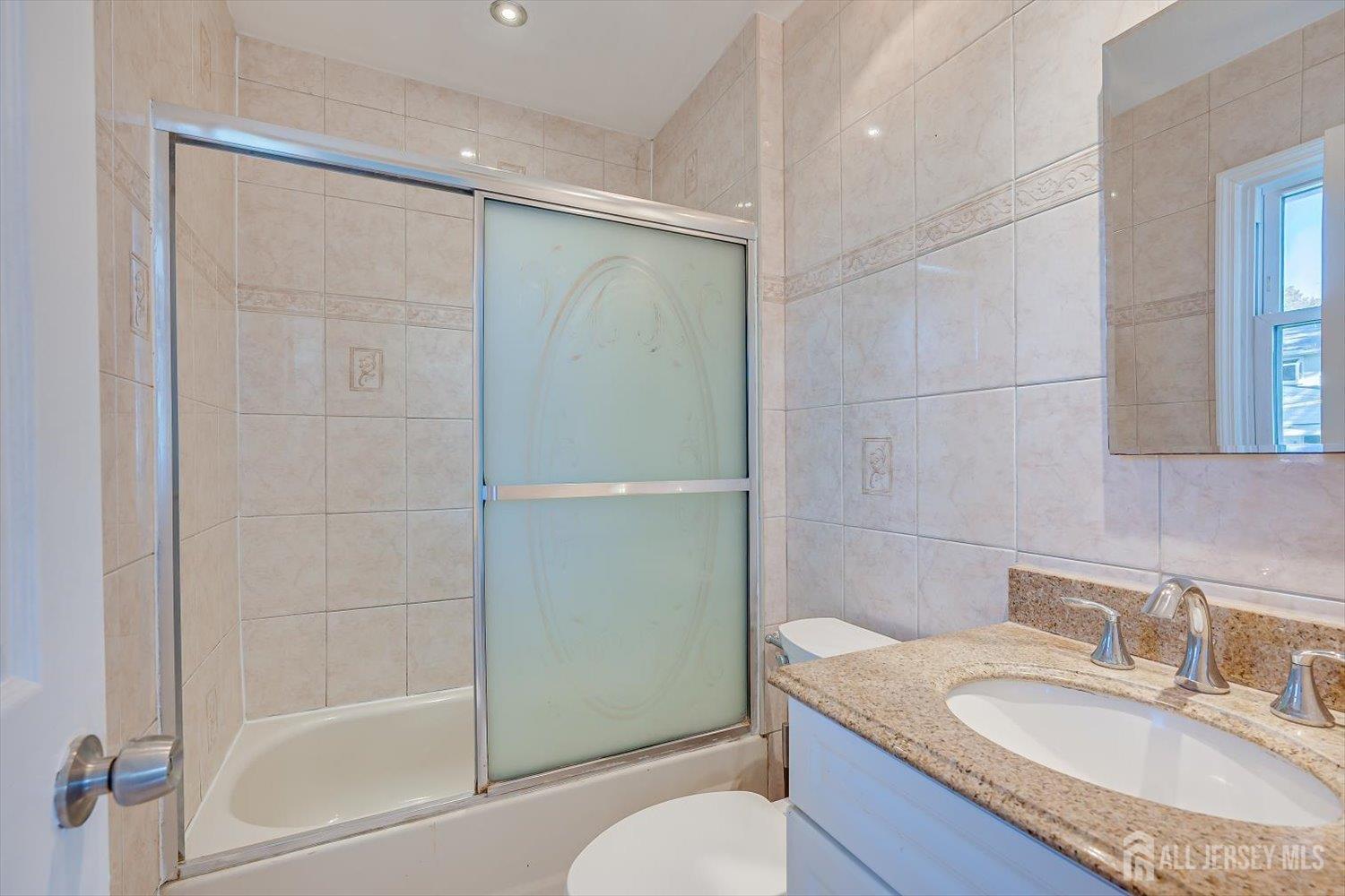 932 Eva Street, Piscataway, NJ, 08854 image 24