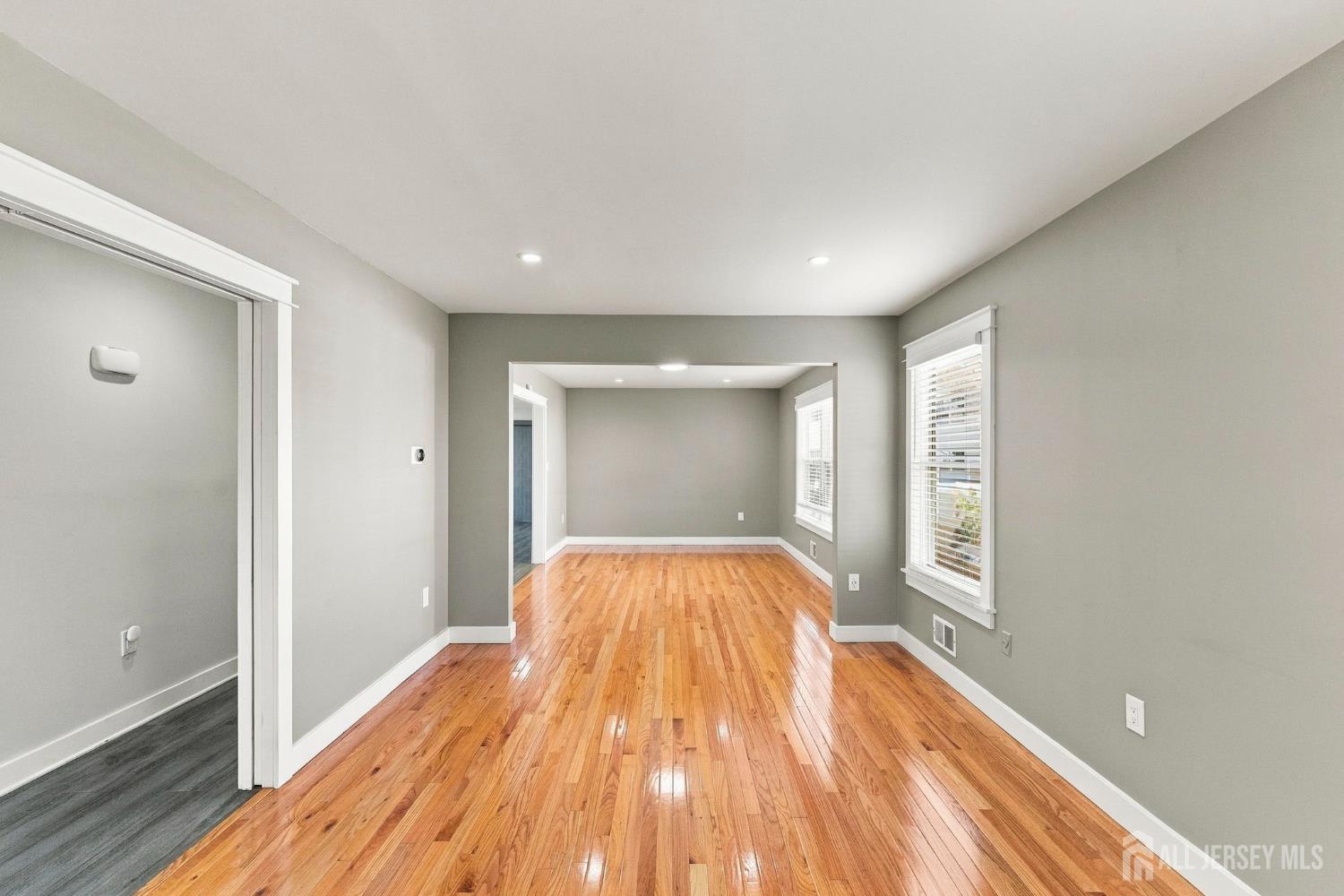 67 Victoria Way Image 5