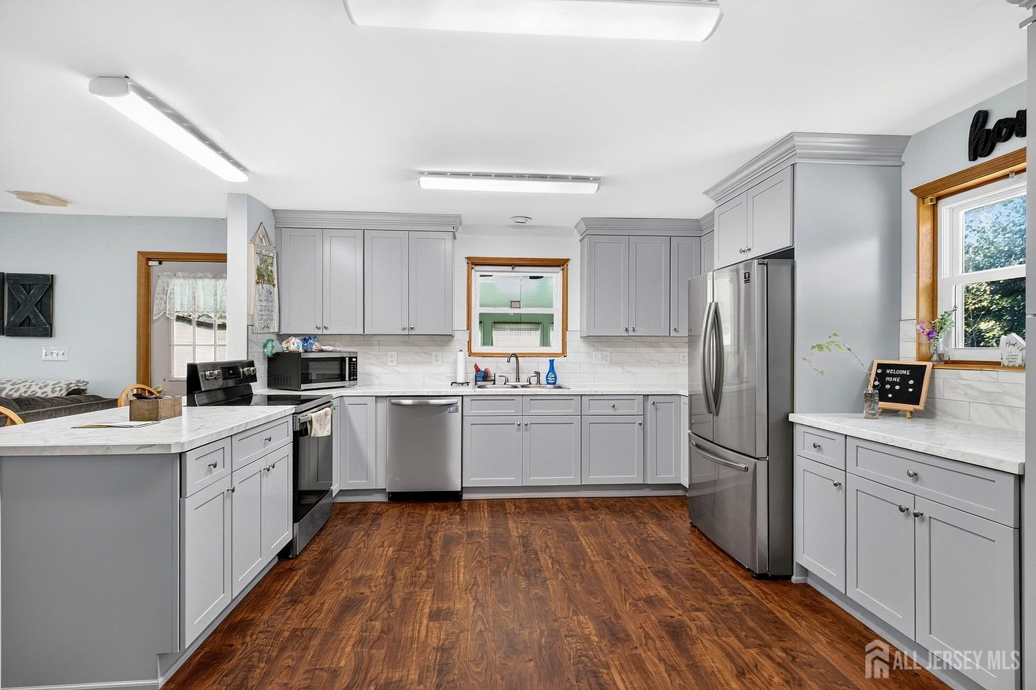 53 Hoffman Road, Monroe, NJ, 08831