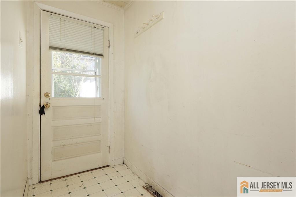 814 Forrest Avenue, South Amboy, NJ, 08879 image 28