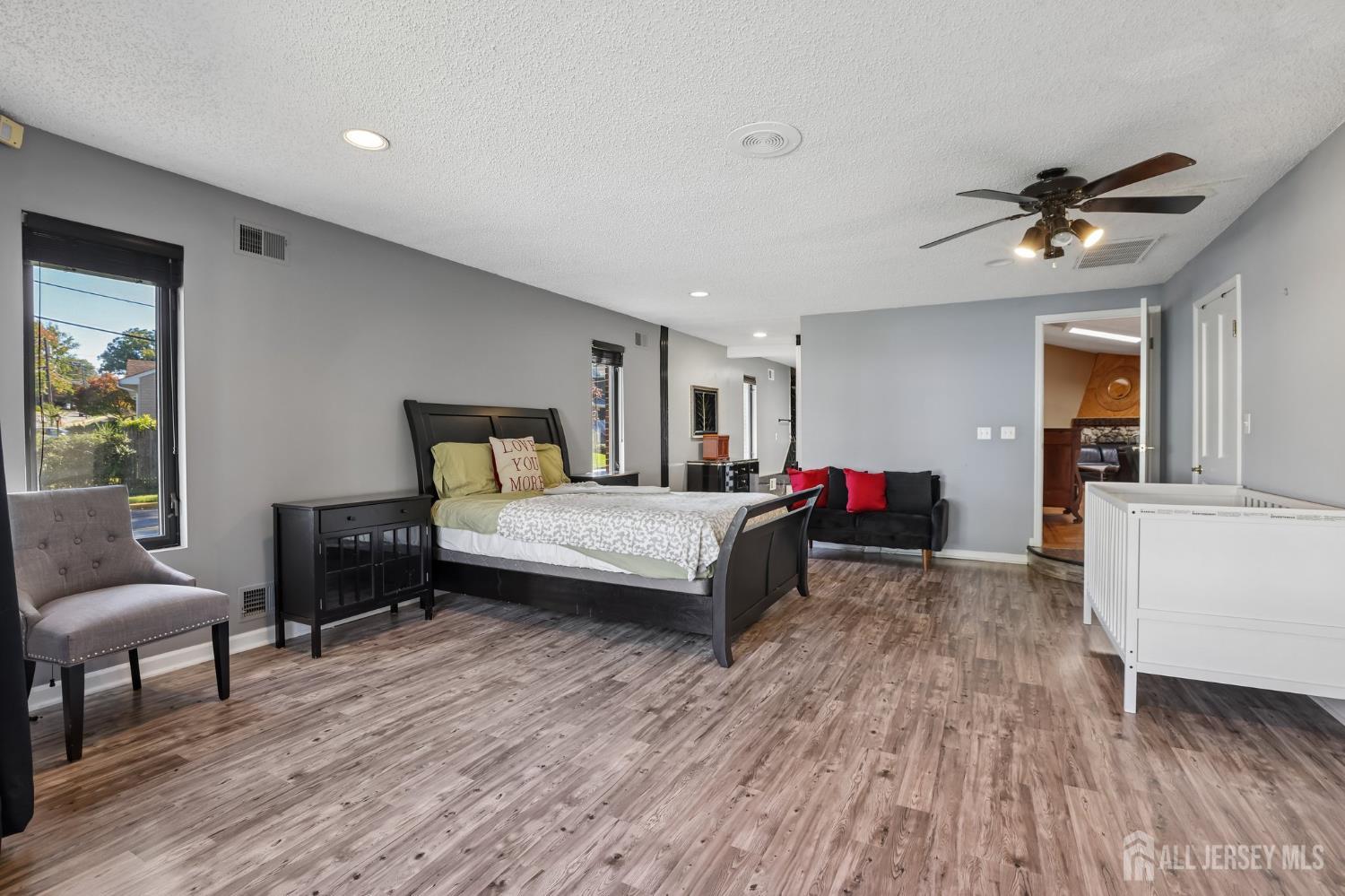 97 Amherst Avenue, Colonia, NJ, 07067 image 30