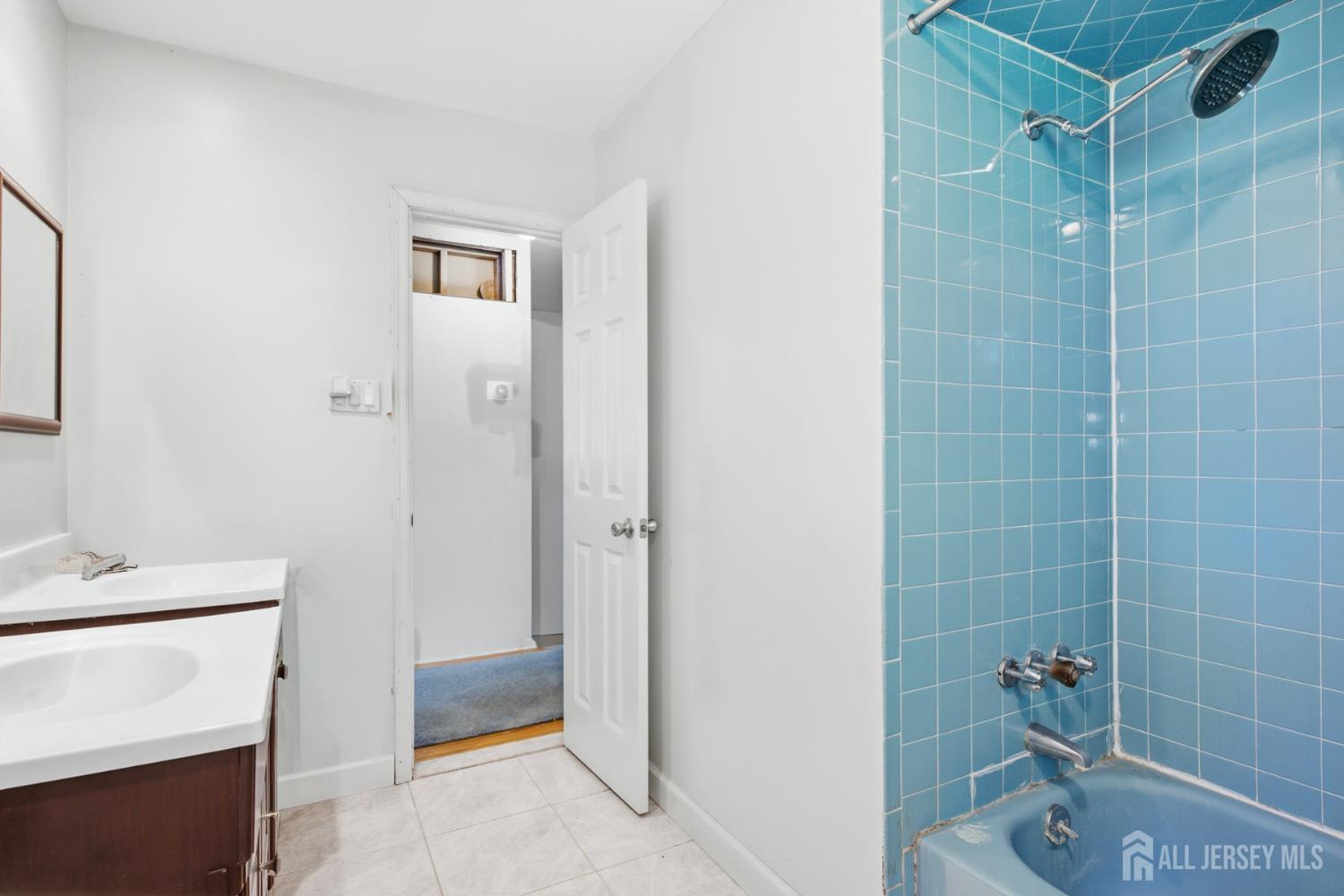 35 Woodmere Road, North Brunswick, NJ, 08902 image 7