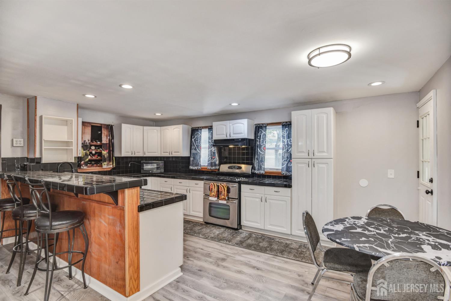 185 Washington Road, Sayreville, NJ, 08872 image 17