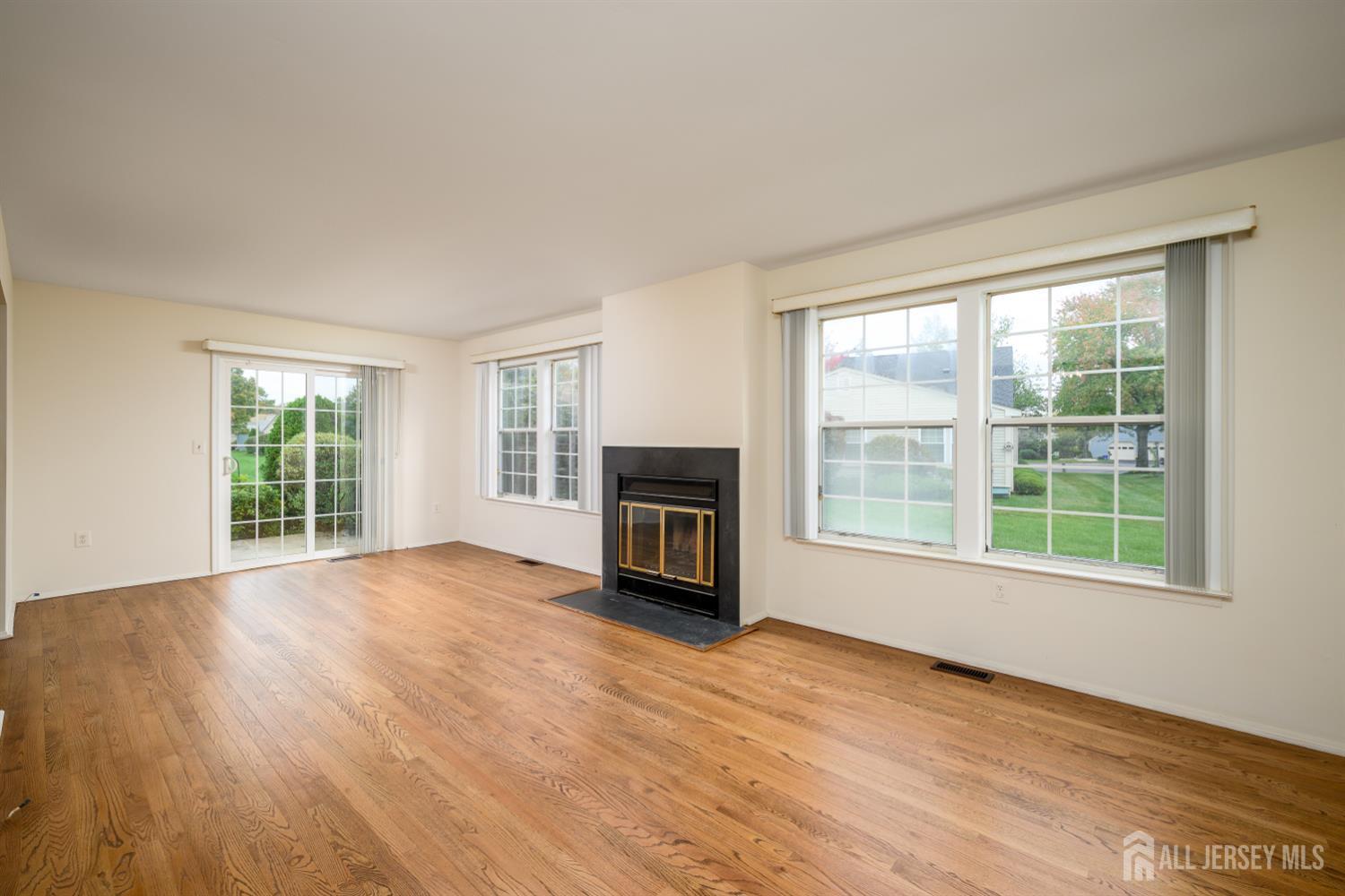 13 Benjamin Franklin Drive, Monroe, NJ, 08831 image 14