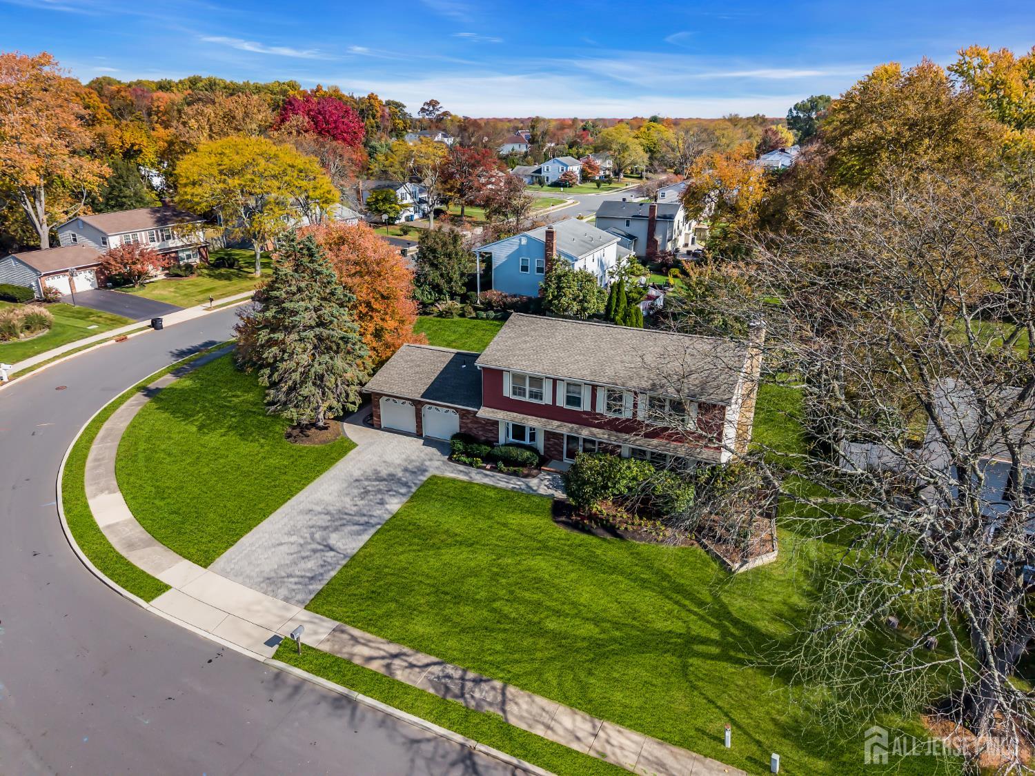 30 Hamilton Lane Image 3