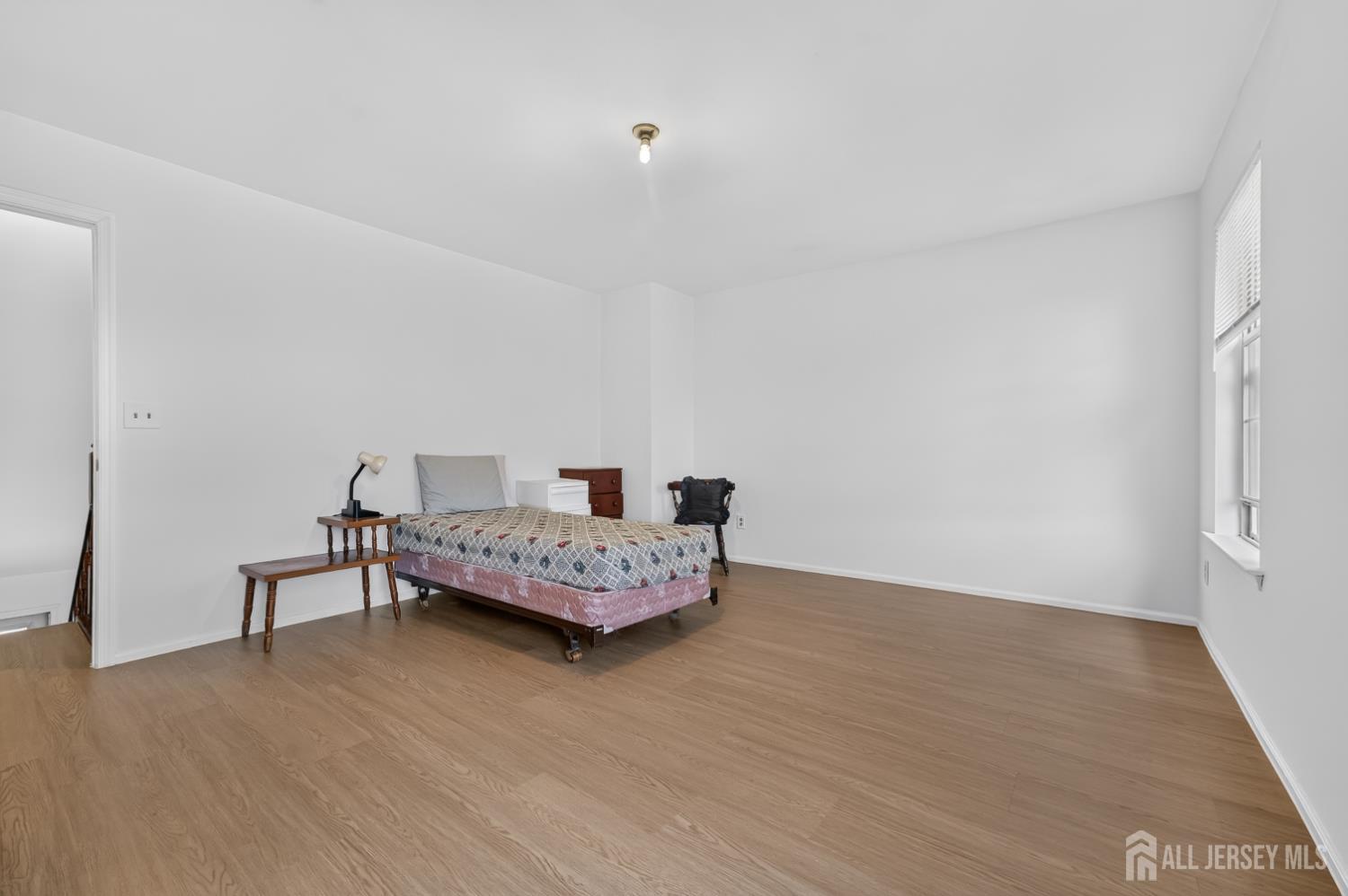 268 Edgeware Court, Franklin Twsp, NJ, 08873 image 25