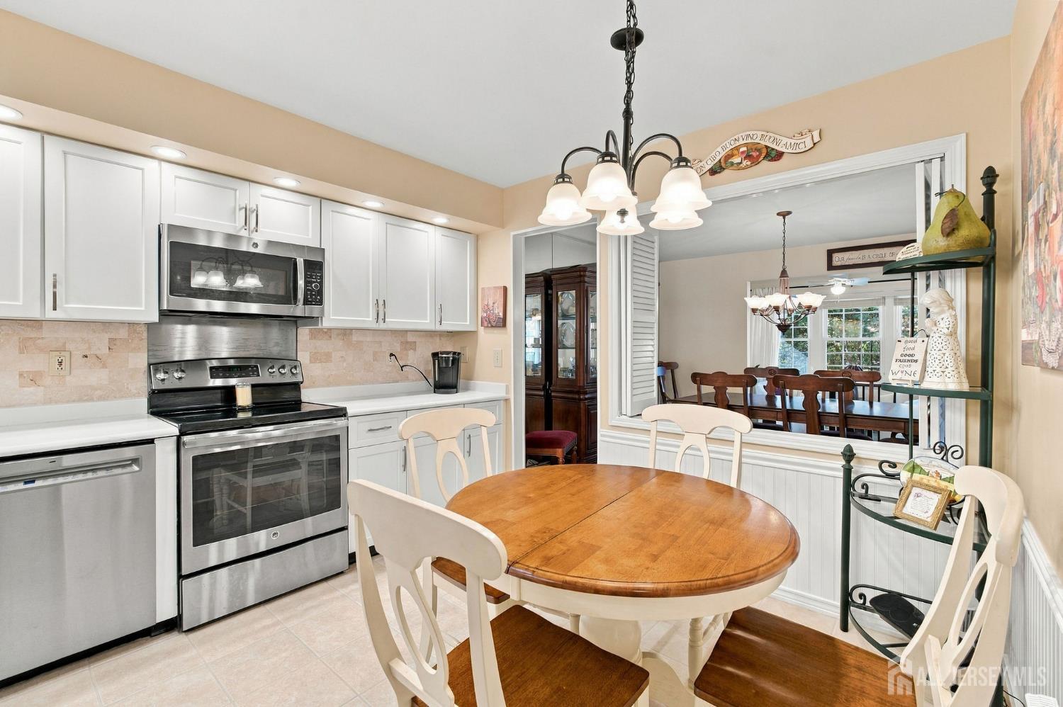 2-A John Adams Court, Monroe, NJ, 08831 image 23