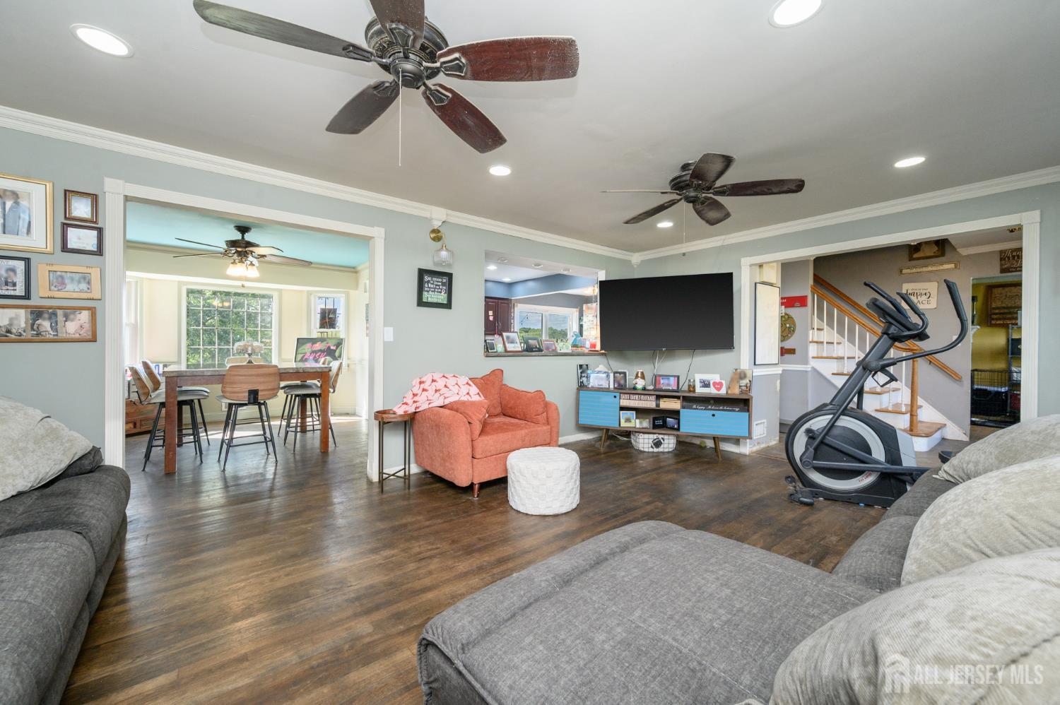 6 Emery Drive Image 4