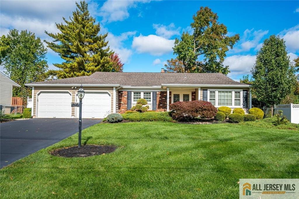 75 Oakey Drive Image 1