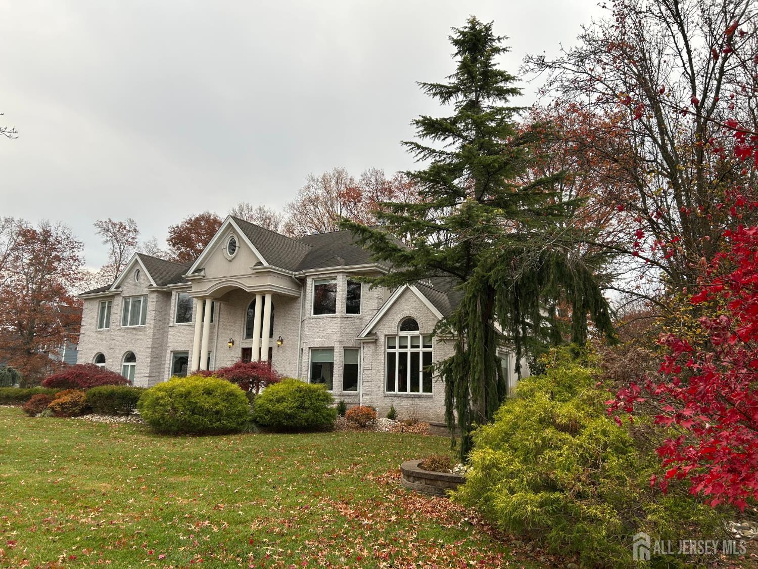 21 Southfield Road, Edison, NJ, 08820