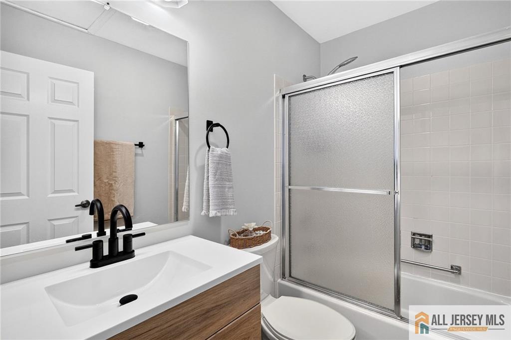 1 Cambridge Drive A, Monroe, NJ, 08831 image 24