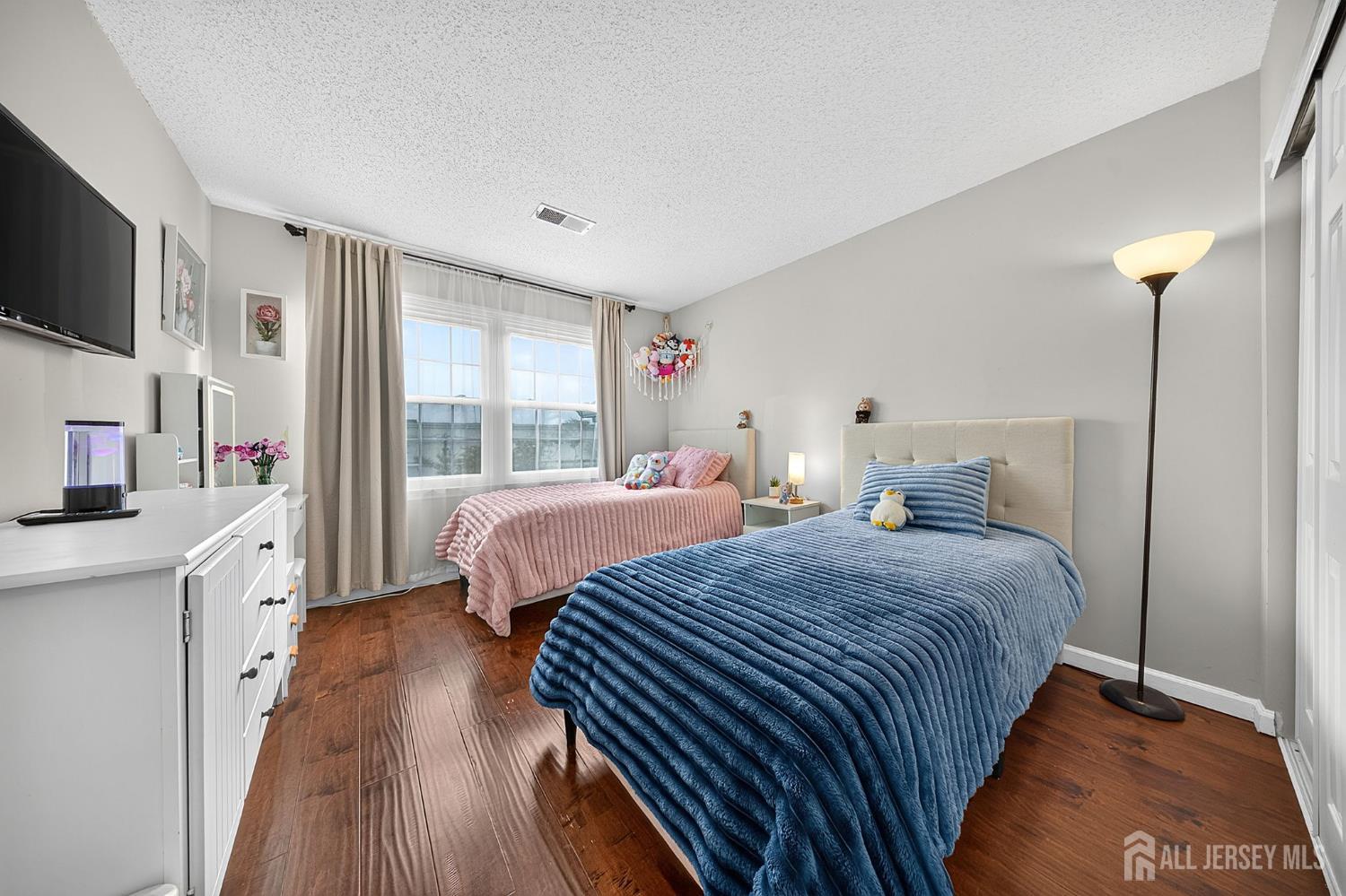 732 Edpas Road, New Brunswick, NJ, 08901 image 28