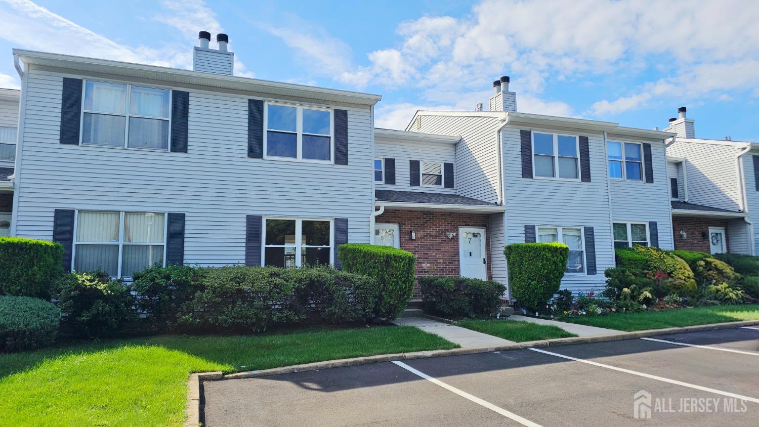 9 NW pinetree Court, Monroe, NJ, 08831