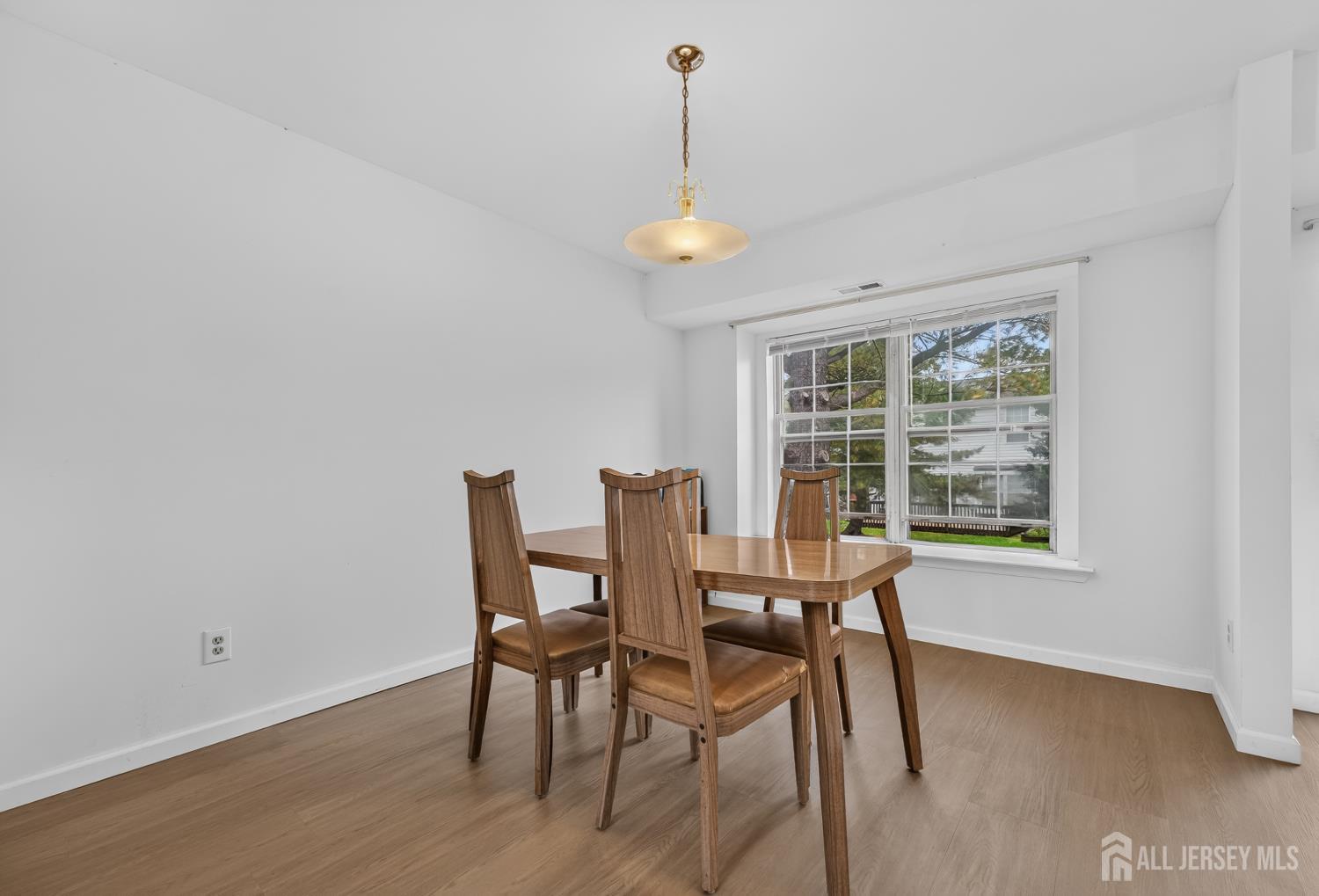268 Edgeware Court, Franklin Twsp, NJ, 08873 image 7