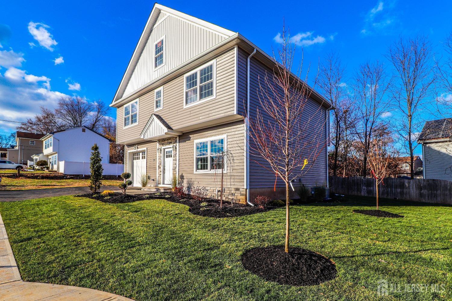 351 Cobb Way Image 2