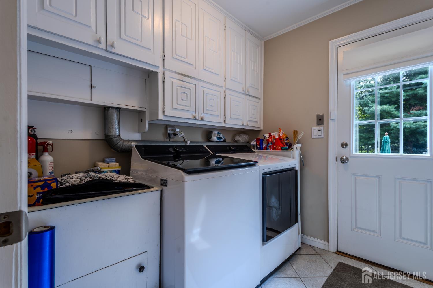 6 Burlington Lane, East Brunswick, NJ, 08816 image 35