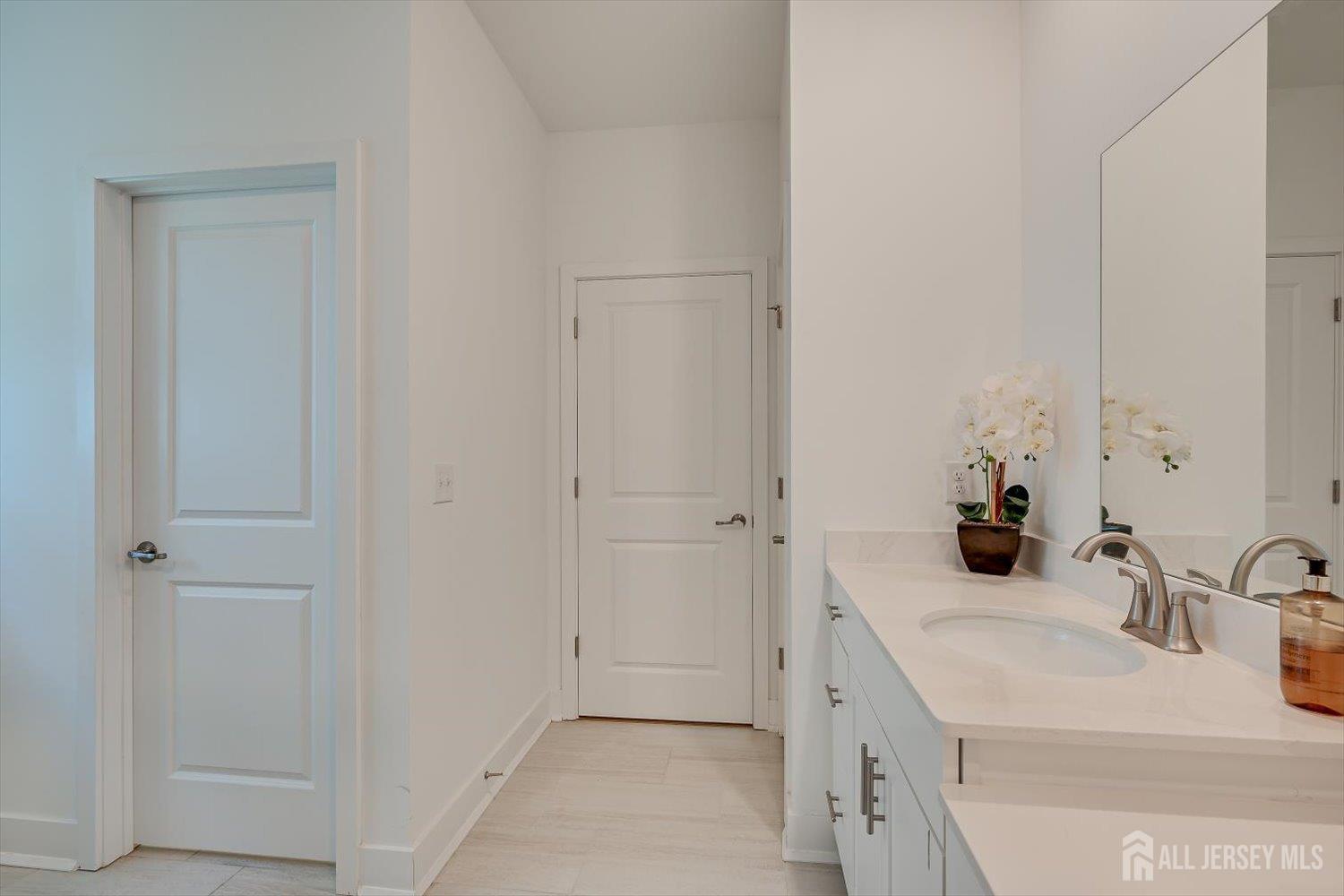 62 Vizcaya Drive, Monroe, NJ, 08831 image 34