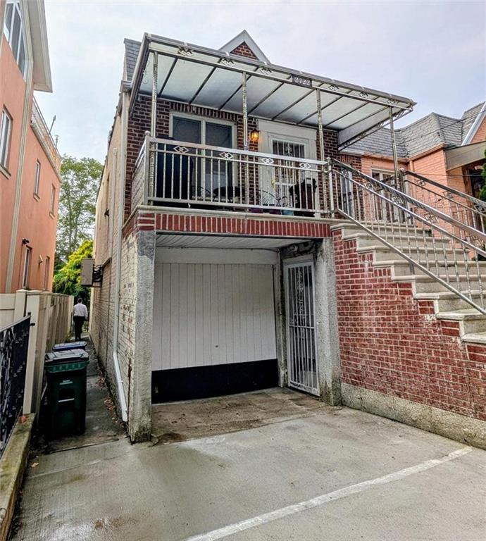 2722 East 28th Street Image 3