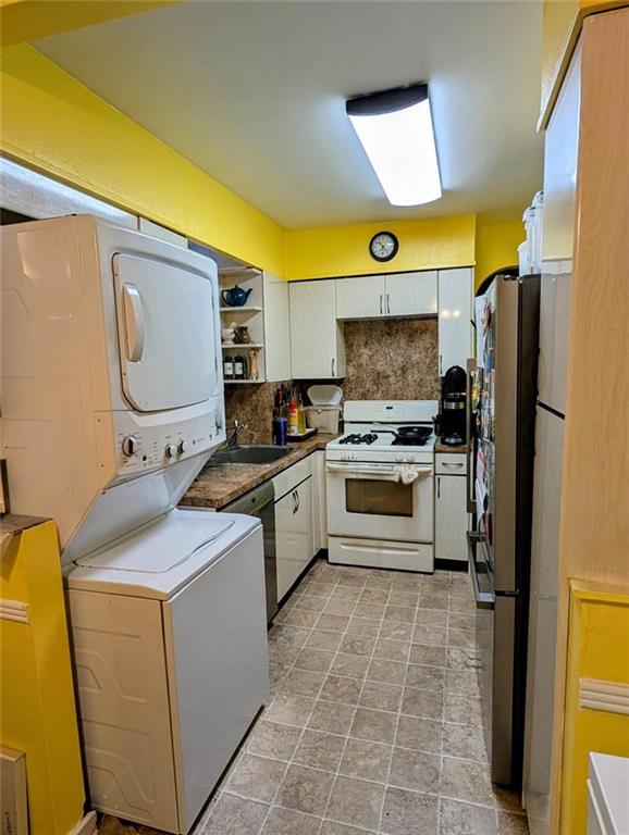 2722 East 28th Street Image 2