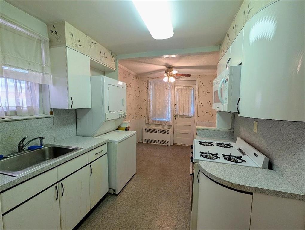 2722 East 28th Street Image 5