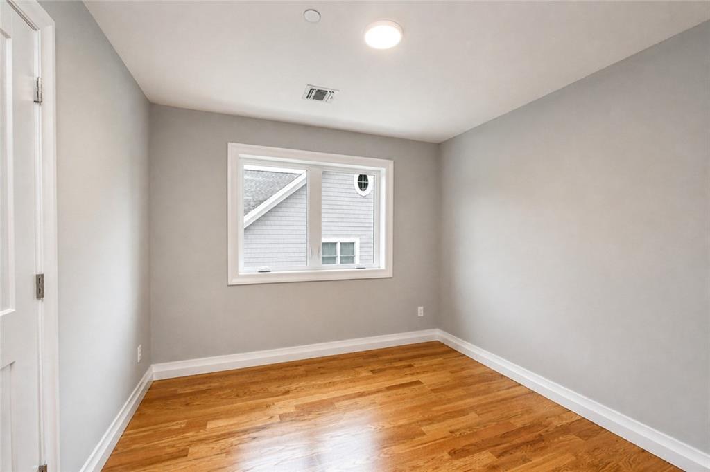 685 Oakland Avenue, Staten  Island, New York, 10310 image 16