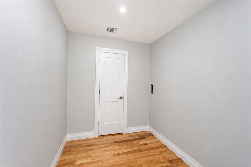 685 Oakland Avenue, Staten  Island, New York, 10310 image 27