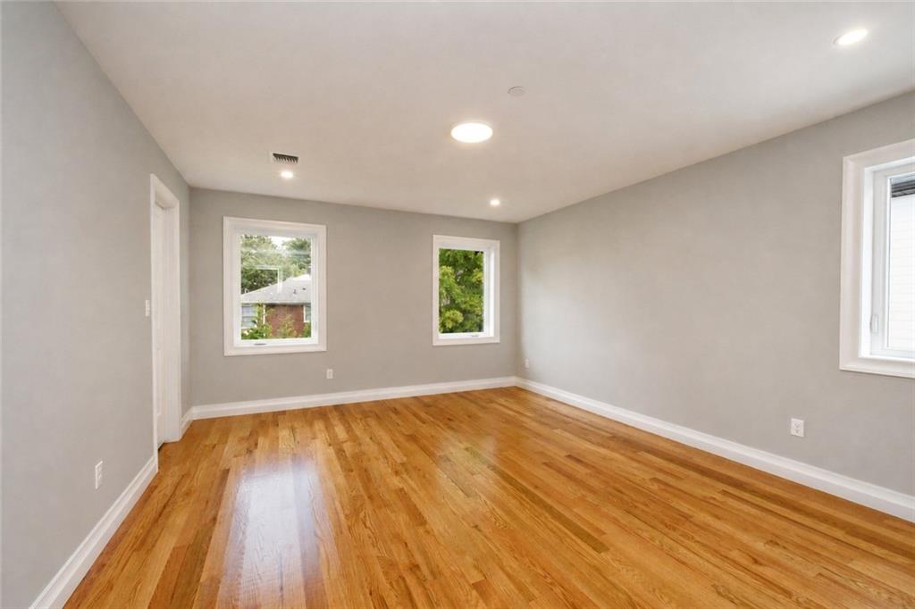 689 Oakland Avenue, Staten  Island, New York, 10310 image 21